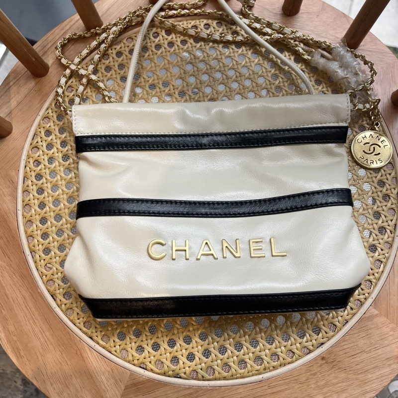 Ch**el hobo 22 bags